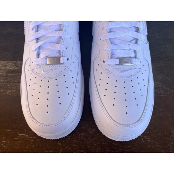 Nike Air Force 1 Low x Supreme Triple White Men's Size 12 CU9225-100 - Picture 6 of 10